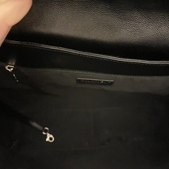 CHANEL BLACK GRAIN OVERSIZED FLAP BAG W/ORIGINAL BOX - Picture 4 of 6